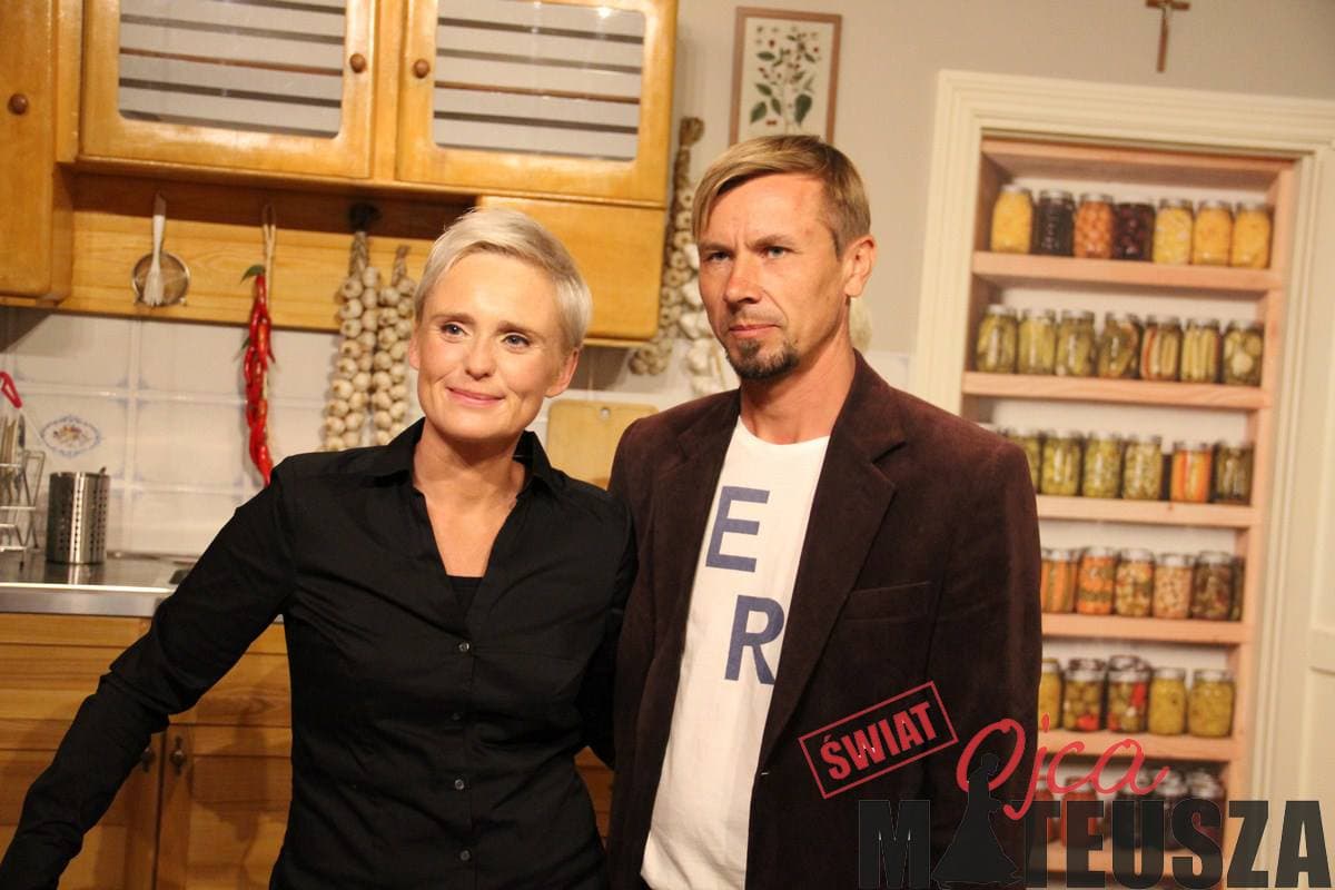 Kinga Preis na wystawie Świat Ojca Mateusza